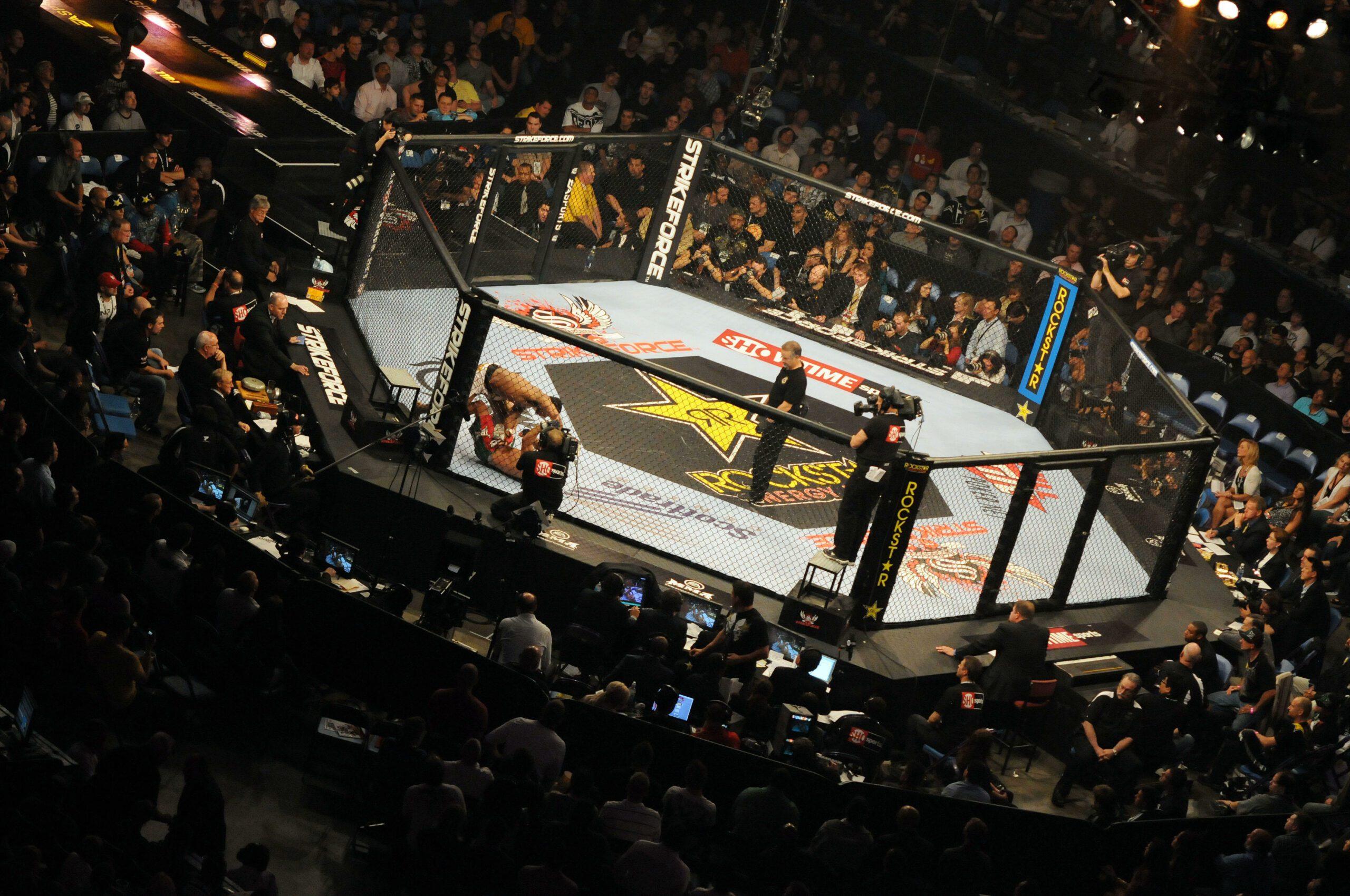 Découvrez comment le Daghestan domine le monde du MMA grâce à ses champions et l’influence de l’école Nurmagomedov.