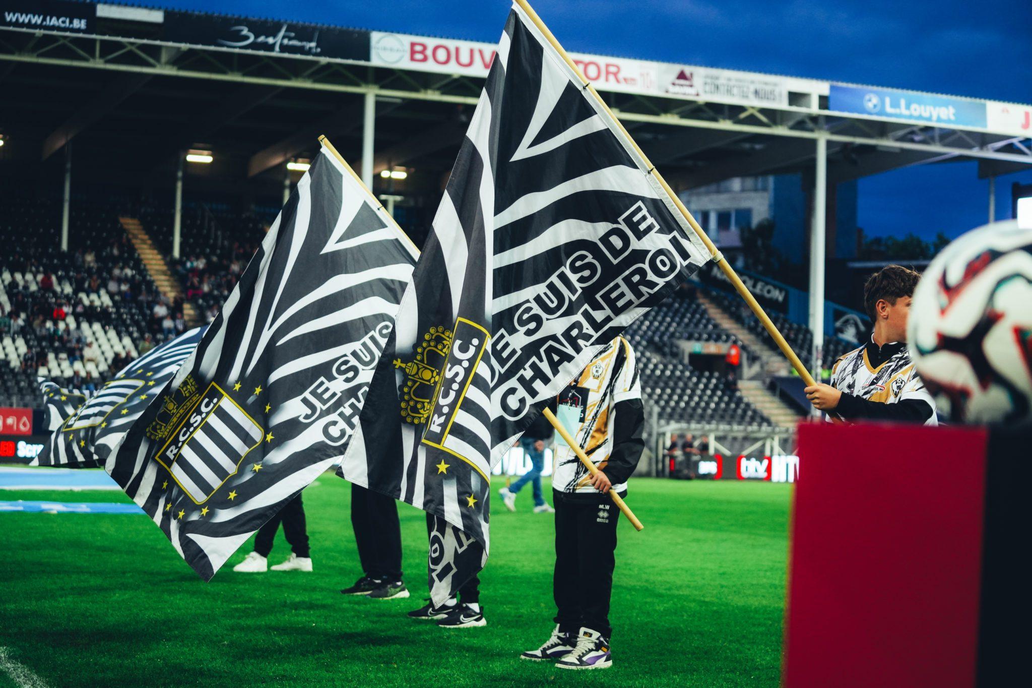 Parfait Guiagon brille à Charleroi comme meilleur buteur et joueur clé. Découvrez ses stats, son impact et son avenir au RCSC.